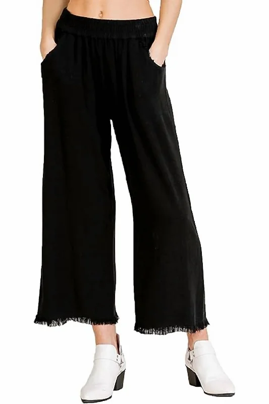 Wide Leg Pants In Black